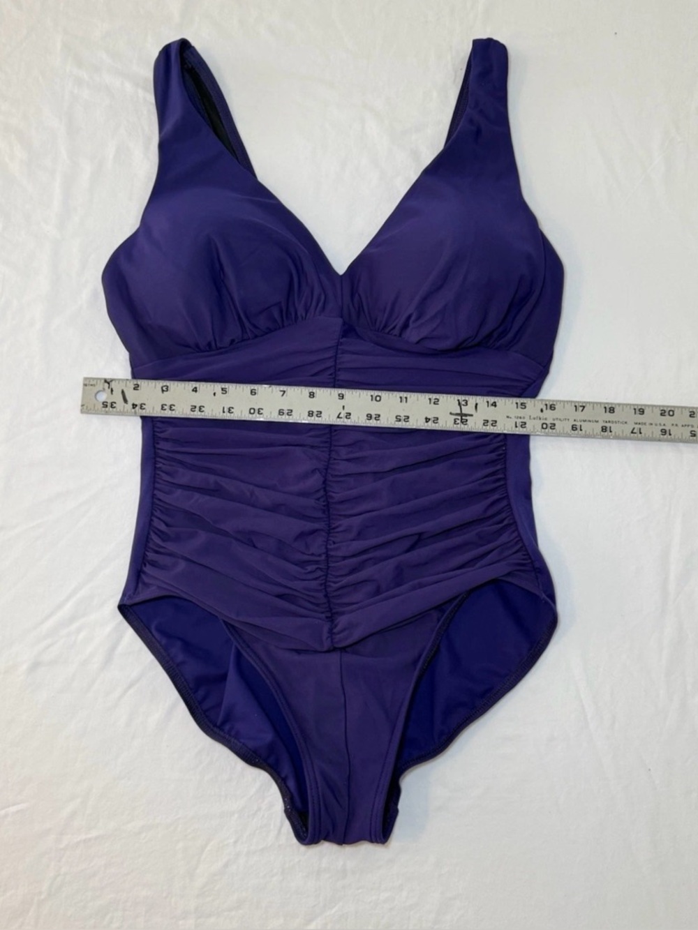 Miraclesuit One Piece Swimsuit Size 14 DD
Purple Ruched Padded Flattering Tummy - Picture 4 of 6
